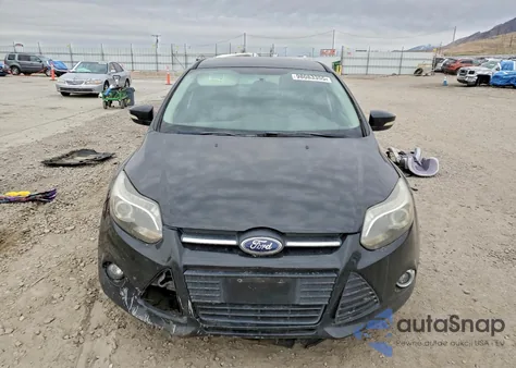 2014 Ford Focus Se z USA, uszkodzony, nr VIN 1FADP3F27EL275710